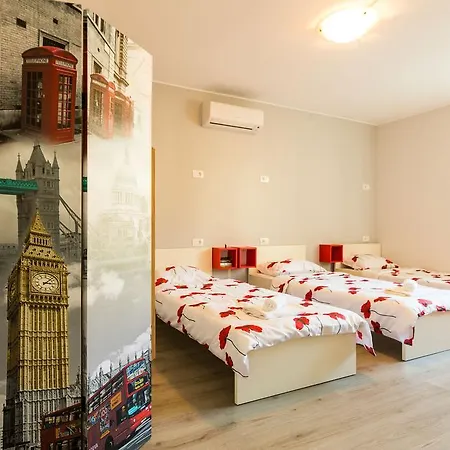 Sunset Hostel *